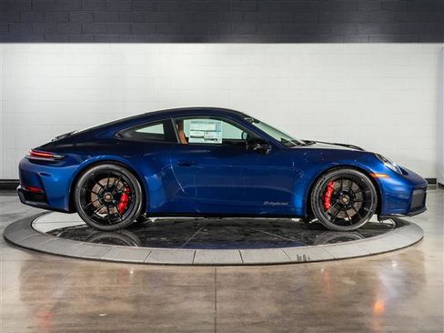 New 2026 Porsche 911 Carrera GTS image 8