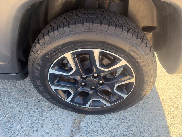 Used 2020 Jeep Compass Trailhawk w/ Leather Interior Group AWD/4WD image 8