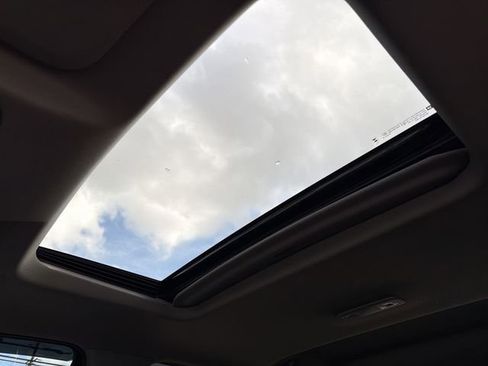 Certified 2025 GMC Sierra 2500 SLT w/ SLT Premium Package image 24