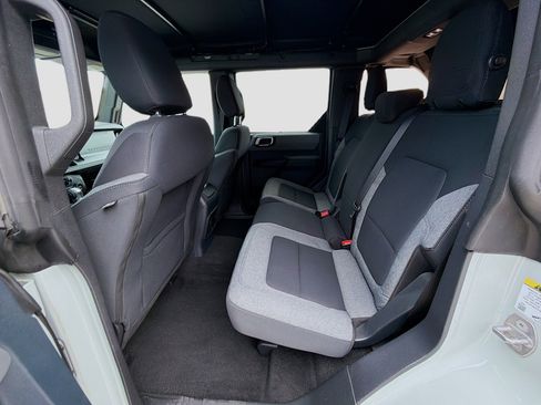 Used 2023 Ford Bronco Big Bend image 23