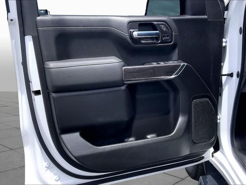 Used 2022 Chevrolet Silverado 1500 LTZ AWD/4WD image 22