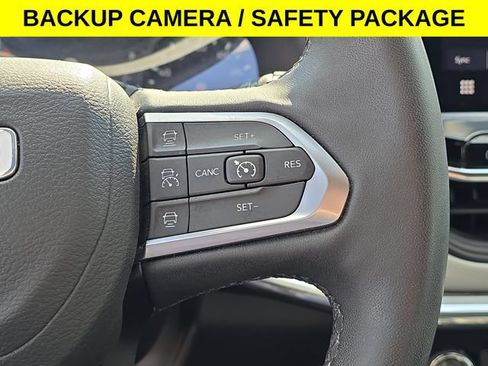 Used 2024 Jeep Compass Limited AWD/4WD image 15