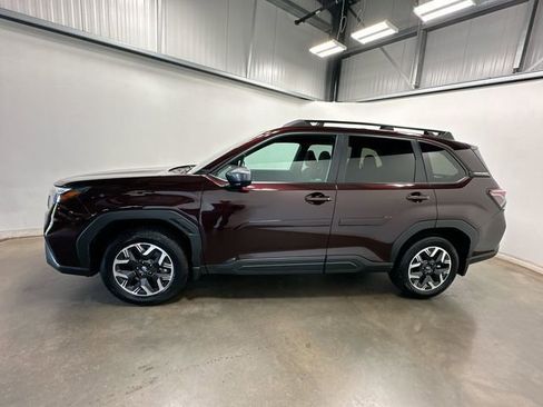 Certified 2026 Subaru Forester Premium AWD/4WD image 2