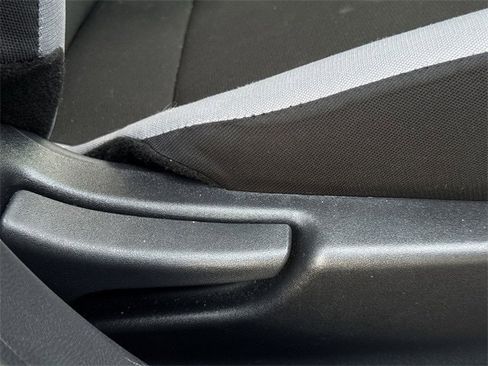 Used 2025 Nissan Versa S w/ Trunk Package image 27