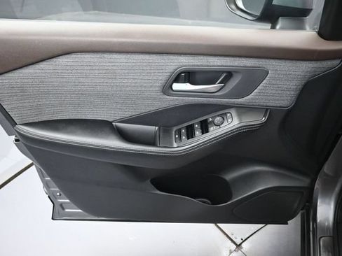 Used 2023 Nissan Rogue SV AWD/4WD image 22