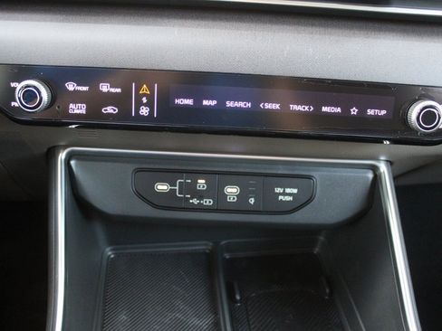 New 2026 Kia Carnival EX image 48