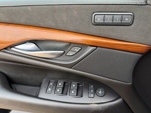 Used 2019 Cadillac Escalade Luxury image 14
