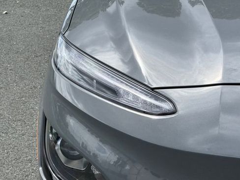 Used 2023 Hyundai Kona SE w/ Cargo Package FWD image 45