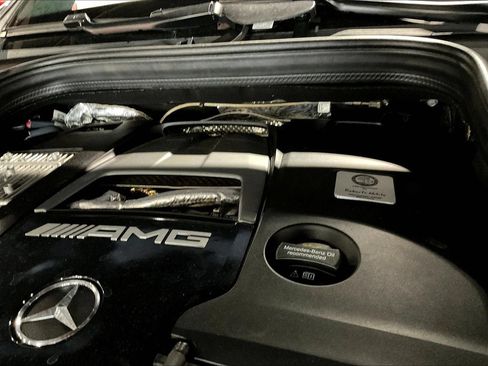 Used 2024 Mercedes-Benz GLS 63 AMG 4MATIC image 33