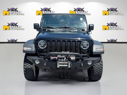 Used 2021 Jeep Wrangler Unlimited Sport AWD/4WD image 2