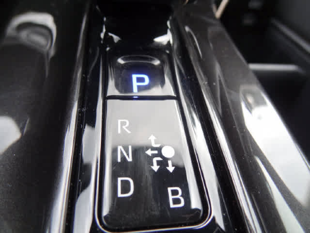 Used 2026 Toyota Crown AWD/4WD image 28