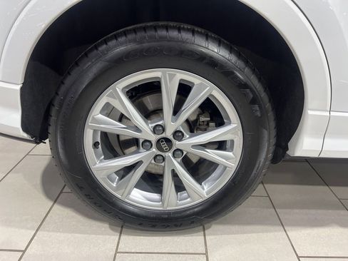 Used 2024 Audi Q3 2.0T Premium Plus image 42