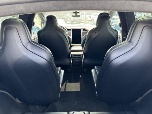 Used 2017 Tesla Model X 90D AWD/4WD image 10