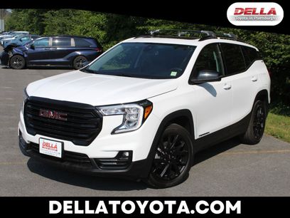 Used 2024 GMC Terrain SLT w/ Elevation Edition