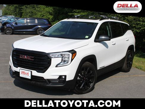 Used 2024 GMC Terrain SLT w/ Elevation Edition AWD/4WD image 1