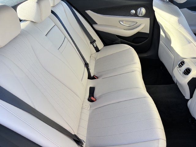 Used 2020 Mercedes-Benz E 350 4MATIC Sedan image 14