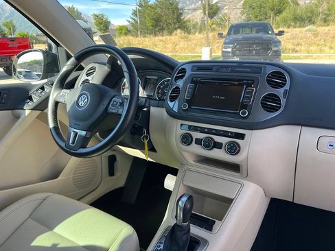 Used 2015 Volkswagen Tiguan SE AWD/4WD image 17