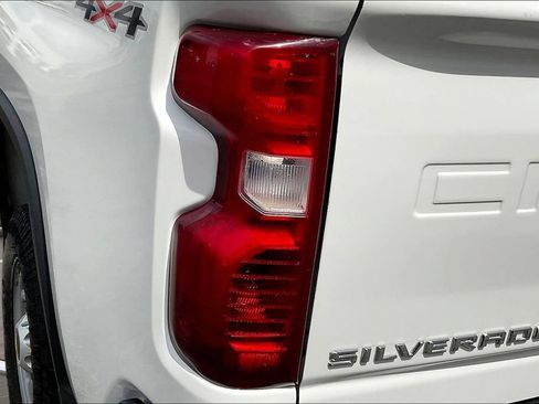 Used 2023 Chevrolet Silverado 2500 W/T w/ WT Convenience Package AWD/4WD image 26