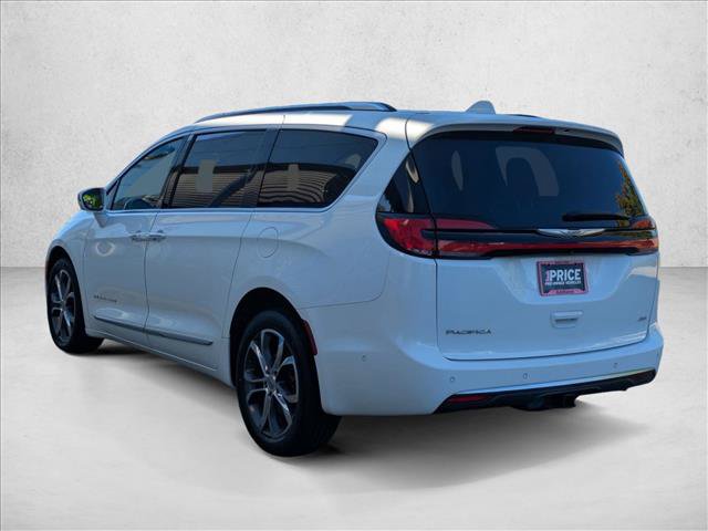 Used 2022 Chrysler Pacifica Pinnacle AWD/4WD image 8