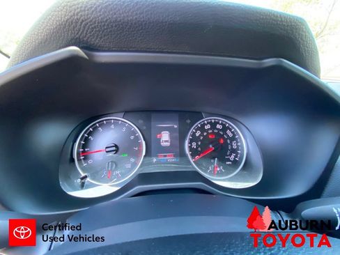 Certified 2022 Toyota RAV4 XLE w/ Convenience Package AWD/4WD image 40