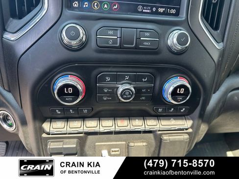 Used 2021 GMC Sierra 2500 AT4 w/ AT4 Premium Plus Package AWD/4WD image 29