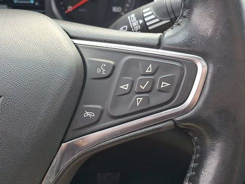 Certified 2018 Chevrolet Malibu Premier w/ Premier Sun and Wheel Package FWD image 23