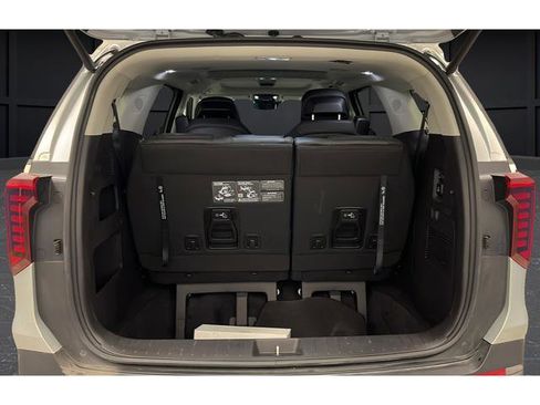 Certified 2025 Kia Carnival SX Prestige FWD image 28
