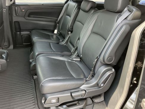 Used 2023 Honda Odyssey EX-L image 23