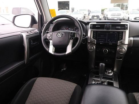 Certified 2024 Toyota 4Runner SR5 AWD/4WD image 22