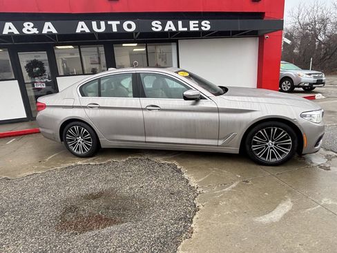 Used 2017 BMW 530i xDrive image 26
