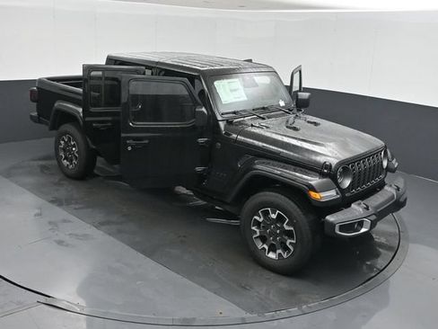 New 2026 Jeep Gladiator Sport AWD/4WD image 50