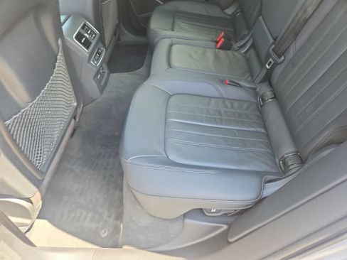 Used 2019 Audi Q5 2.0T Premium Plus w/ Premium Plus Package AWD/4WD image 32