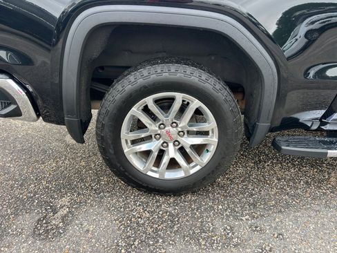 Used 2019 GMC Sierra 1500 SLT w/ SLT Premium Plus Package AWD/4WD image 23