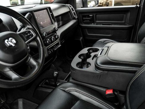 Used 2024 RAM 3500 Tradesman w/ Chrome Appearance Group AWD/4WD image 23