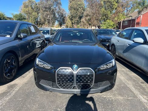Used 2023 BMW i4 eDrive40 RWD image 2