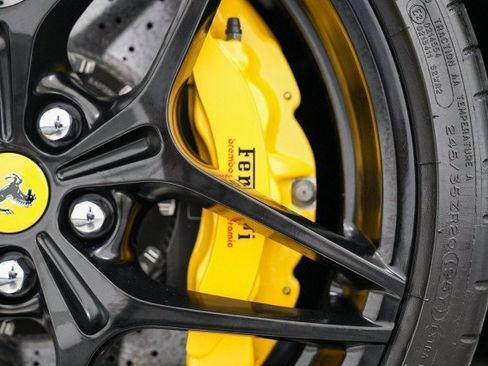 Used 2016 Ferrari California T image 52