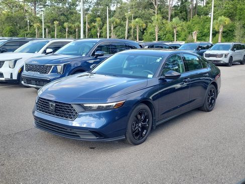 Used 2025 Honda Accord SE image 3