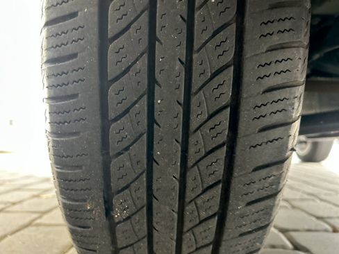 Used 2023 Jeep Renegade Latitude AWD/4WD image 36