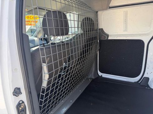Used 2020 Nissan NV200 S FWD image 22