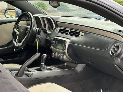 Used 2015 Chevrolet Camaro LT image 20