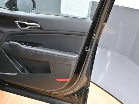 Used 2023 Kia Sportage EX AWD/4WD image 35