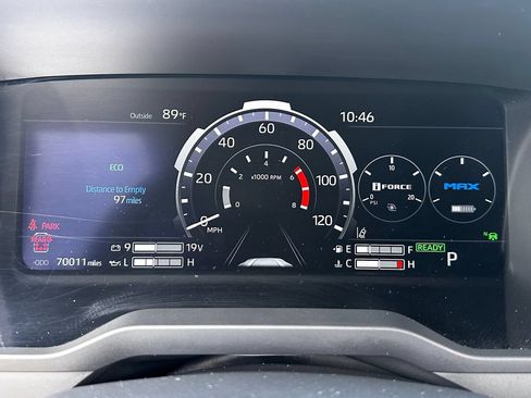 Used 2023 Toyota Sequoia Platinum AWD/4WD image 21