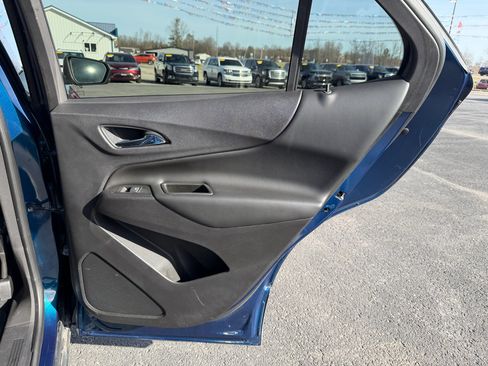 Used 2020 Chevrolet Equinox LT image 19