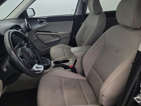 Used 2020 Kia Soul S FWD image 17