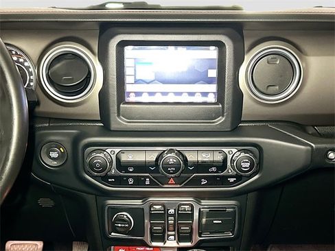 Used 2018 Jeep Wrangler Unlimited Rubicon w/ LED Lighting Group image 11