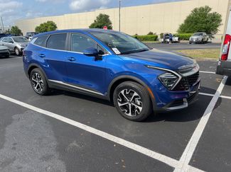 Used 2025 Kia Sportage EX video 1