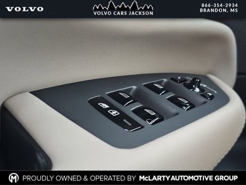 New 2026 Volvo XC90 B6 Ultra w/ Protection Package image 16