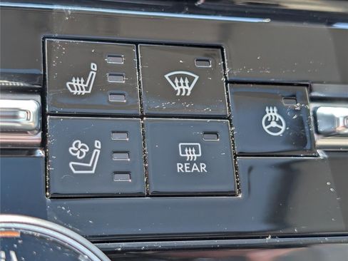 Used 2025 Nissan Armada Platinum Reserve w/ Convenience Package AWD/4WD image 28