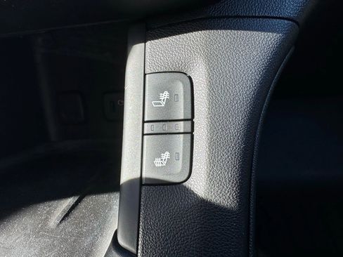 Used 2017 GMC Acadia SLT image 21