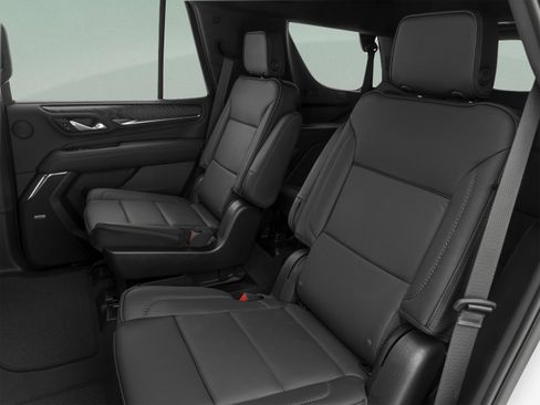 Used 2024 GMC Yukon Denali w/ Advanced Technology Package RWD image 16